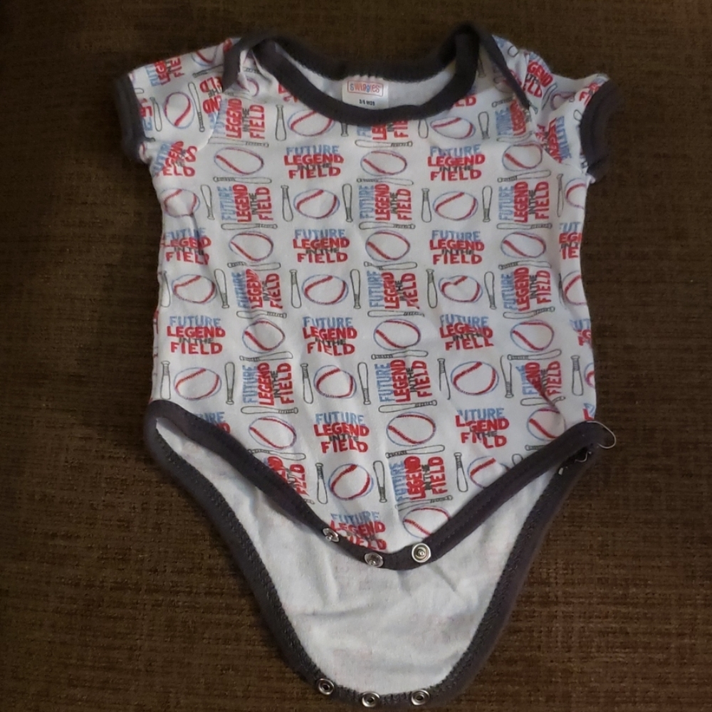 Swiggles onesie and pant set 3-6